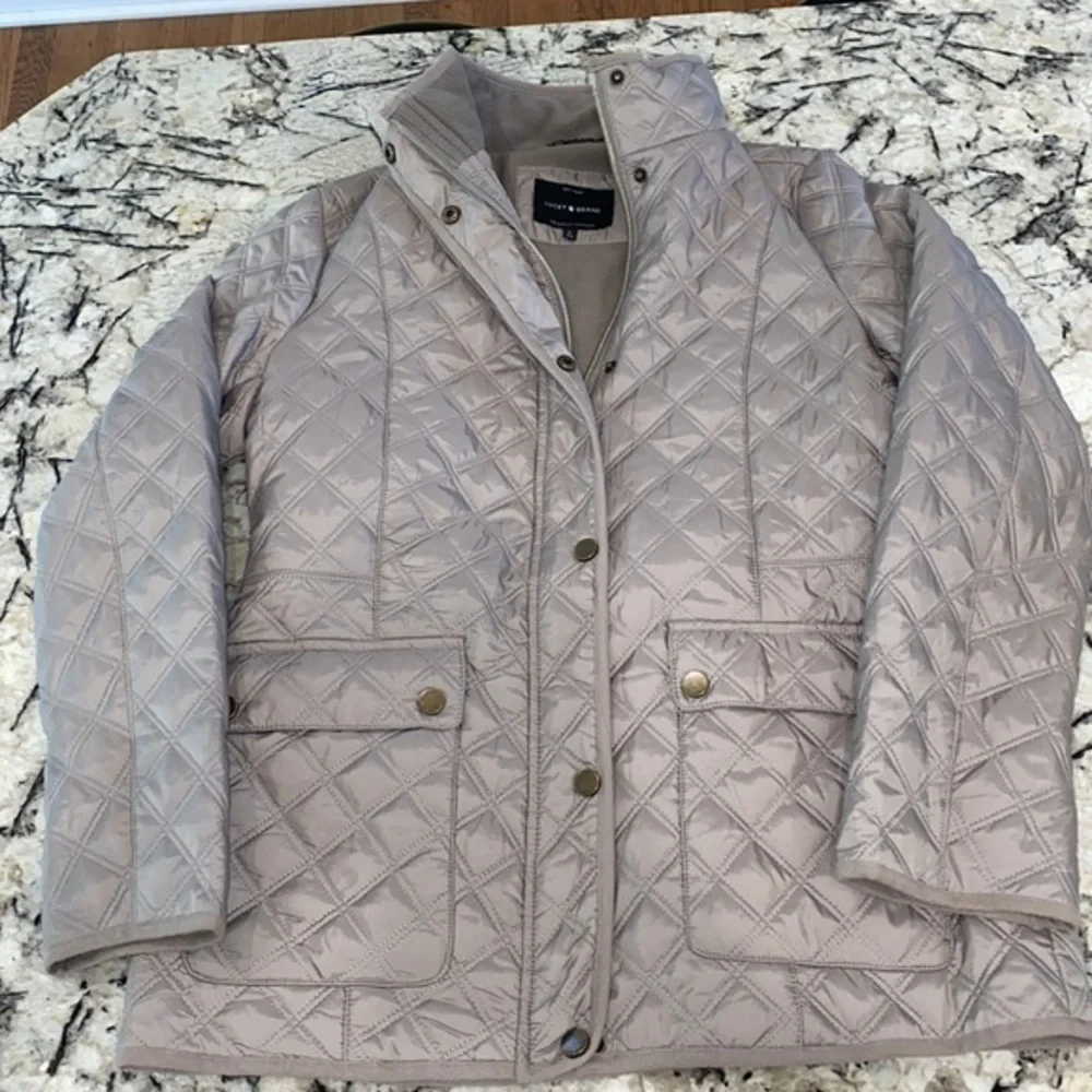 Lucky Brand Taupe Puffer‎ Jacket/Coat- Women’s size small